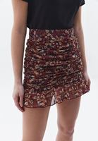 Fırfırlı Mini Etek ve Boyfriend Ceket Kombini