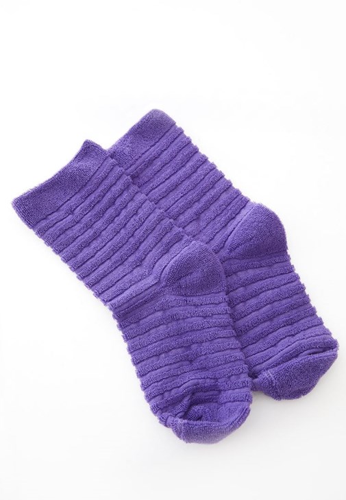 Mor Dokulu Kalın Çorap