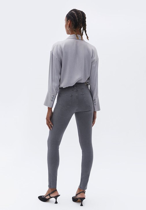 Triko Kazak ve Skinny Pantolon Kombini