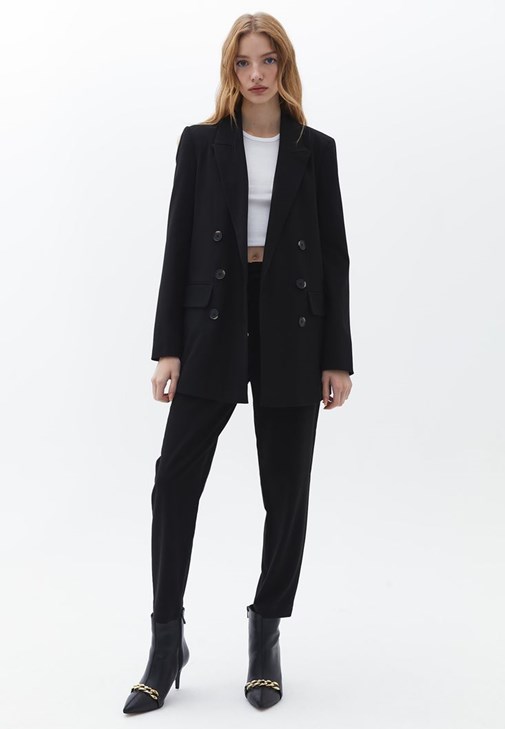 Blazer Ceket ve Slim-Fit Pantolon Kombini