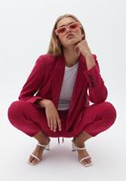 Blazer Ceket ve Carrot-Fit Pantolon Kombini