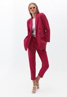 Blazer Ceket ve Carrot-Fit Pantolon Kombini
