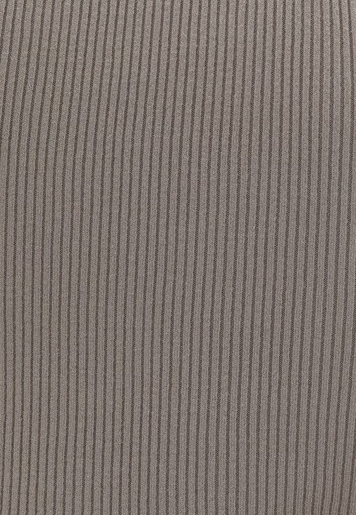 Triko Atlet ve Toparlayıcı Etkili Pantolon Kombini