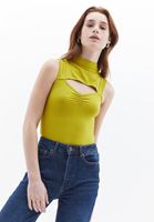 Bayan Sarı Cut-Out Detaylı Atlet