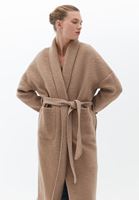 Kemerli Kaban ve Kargo Pantolon Kombini