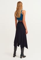 Bayan Siyah Bel Detaylı Piliseli Midi Etek