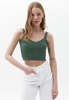 Triko Crop Atlet ve Wide-Leg Pantolon Kombini