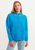 Bayan Mavi Sloganlı Kapüşonlu Sweatshirt