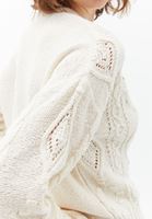 Bayan Krem Örgü Detaylı Triko Hırka