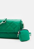 Bayan Yeşil Kapitone Dokulu Askılı Çanta