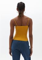 Askılı Atlet ve Baggy Pantolon Kombini