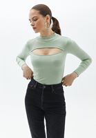 Bayan Yeşil Cut-Out Detaylı Uzun Kollu Tişört