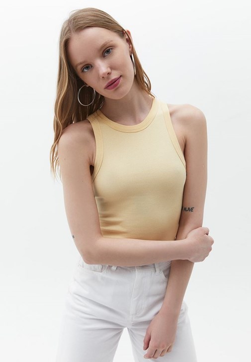 Halter Yaka Atlet ve Wide-Leg Pantolon Kombini