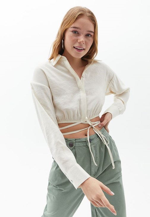 Bağlamalı Gömlek ve Pantolon Kombini