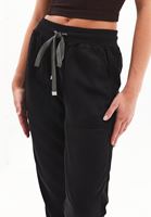 Bayan Siyah Yumuşak Dokulu Jogger Pantolon ( TENCEL™ )