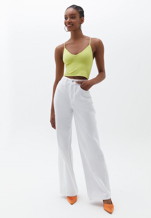 Dikişsiz Crop Top ve Wide-Leg Pantolon Kombini