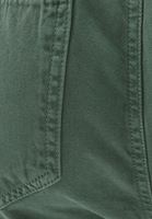 Baggy-Fit Pantolon ve Crop Atlet Kombini