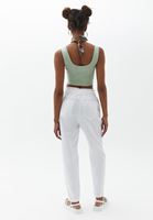 Crop Atlet ve Baggy Pantolon Kombini