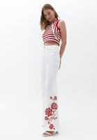 Bayan Beyaz Paçası Desenli Wide-Leg Pantolon