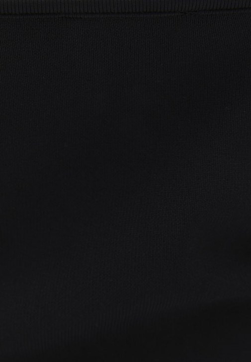 Cut-Out Detaylı Atlet ve Pantolon Kombini