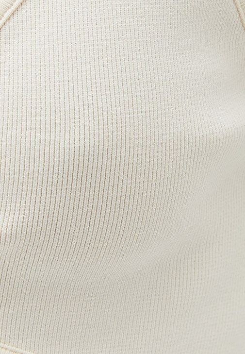 Cut-Out Detaylı Atlet ve Skinny Pantolon Kombini