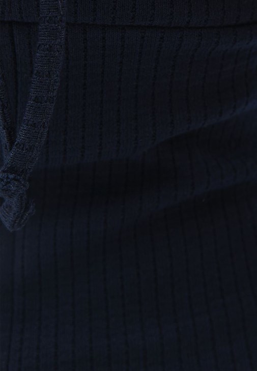 Cut-Out Detaylı Elbise ve Topuklu Terlik Kombini