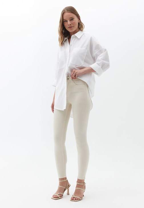 Balıkçı Yaka Kazak ve Wiide-Leg Pantolon Kombini