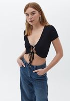 Bayan Siyah Bağlama Detaylı Crop Bluz