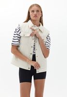 Bayan Bej Cep Detaylı Yelek