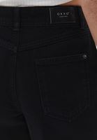 Oversize Tişört ve Denim Şort Kombini