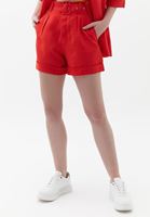 Bayan Kırmızı Kemer Detaylı Şort ( TENCEL™ )