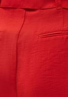 Bayan Kırmızı Kemer Detaylı Şort ( TENCEL™ )