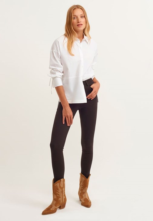Tişört ve Pamuklu Skinny Pantolon Kombini