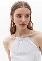 Bayan Beyaz Halter Yaka Midi Boy Elbise