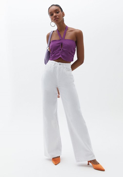 Cut-Out Detaylı Crop Top ve Pantolon Kombini