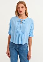 Bayan Mavi Bağlama Detaylı Bluz