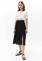 Bayan Siyah Yırtmaçlı Midi Boy Etek