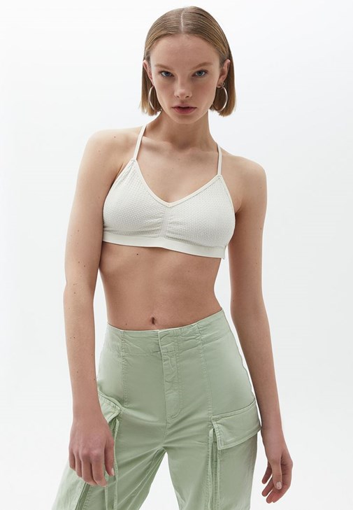 Seamless Bralet ve Kargo Pantolon Kombini
