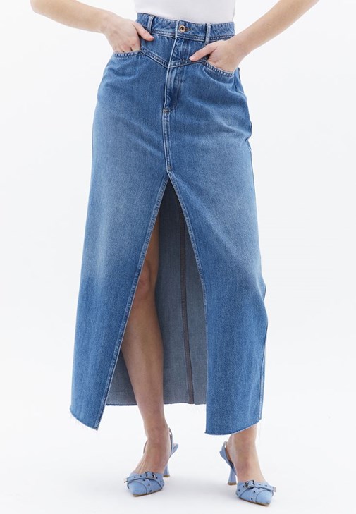 Denim Etek ve Bomber Ceket Kombini