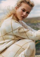 Bayan Bej Sim Detaylı V Yaka Kazak