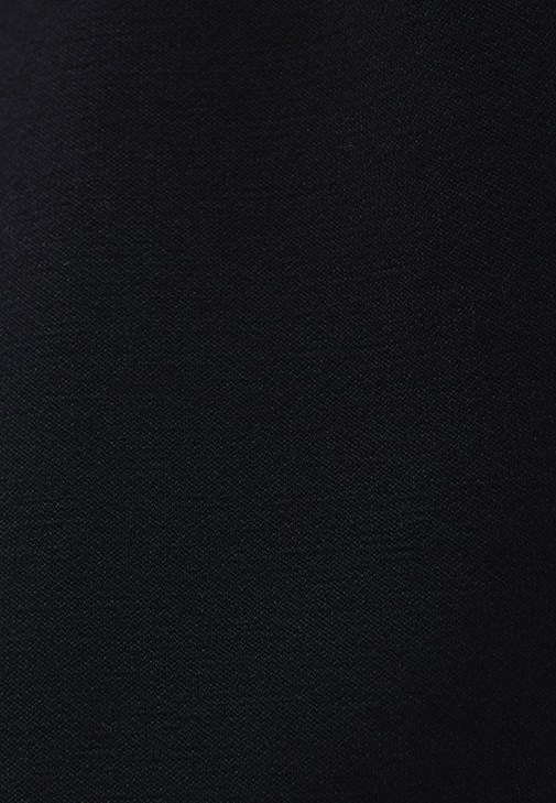Cut-Out Detaylı Sweatshirt ve Yüksek Bel Pantolon Kombini