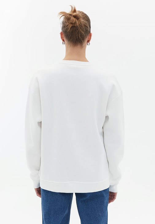 Sweatshirt ve Orta Bel Pantolon Kombini