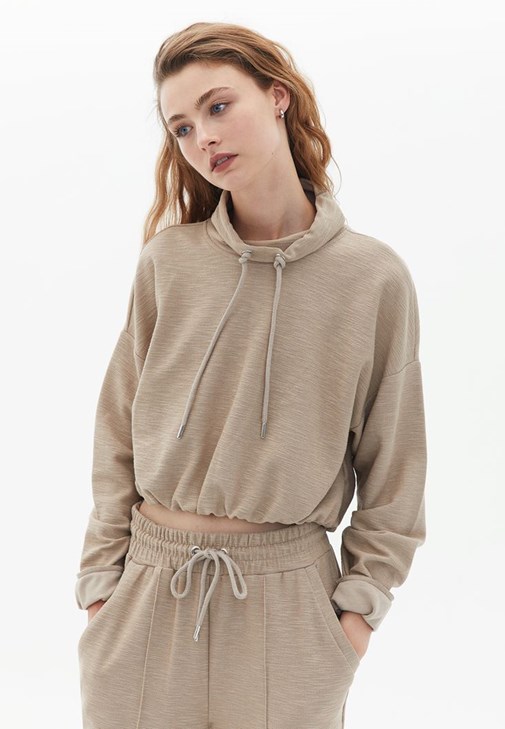 Pamuklu Crop Sweatshirt ve Pantolon Kombini