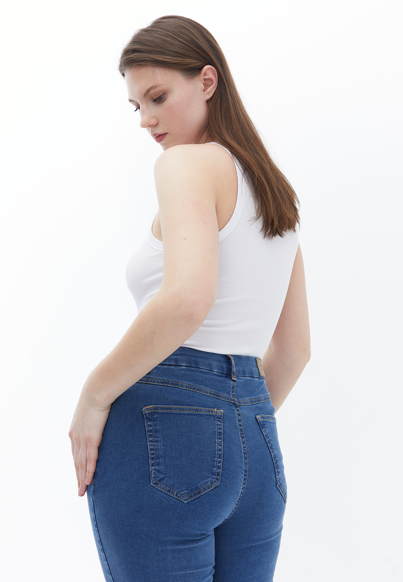 Haqiqiy rus jinsiy aloqasi bilan uy qurilishi porno video