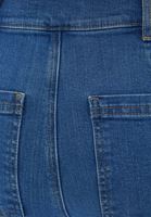 Denim Pantolon ve Crop Bluz Kombini