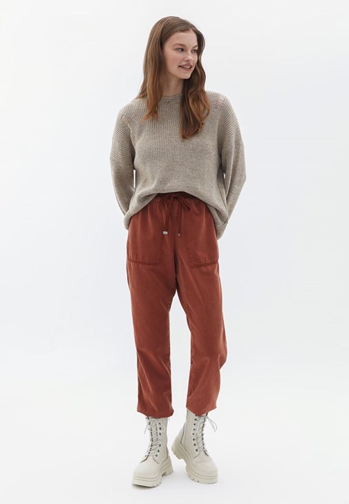 Orta Bel Jogger ve Atlet Kombini