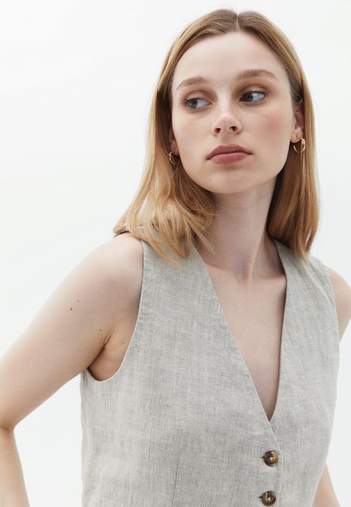 Keten Yelek ve Keten Pantolon Kombini