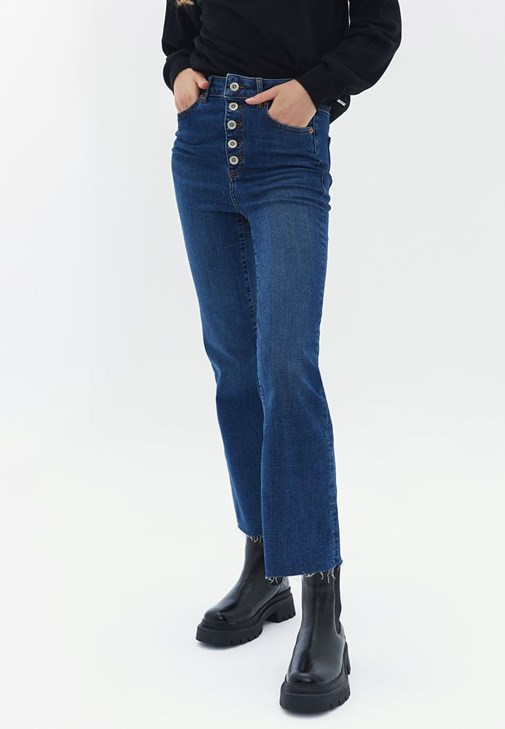 Flare Pantolon ve Sweatshirt Kombini