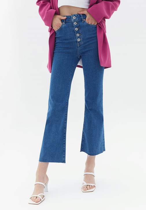 Flare Pantolon ve Crop Top Kombini