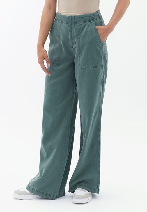 Tencel Bol Paça Pantolon ve Atlet Kombini